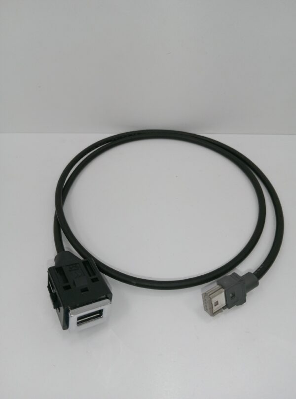 86190YV020 Adattatore